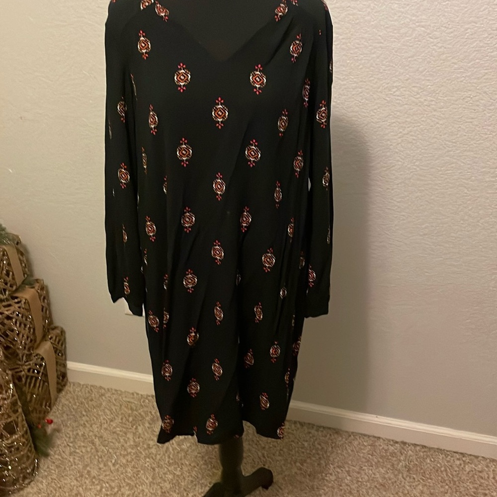 Old Navy black dress